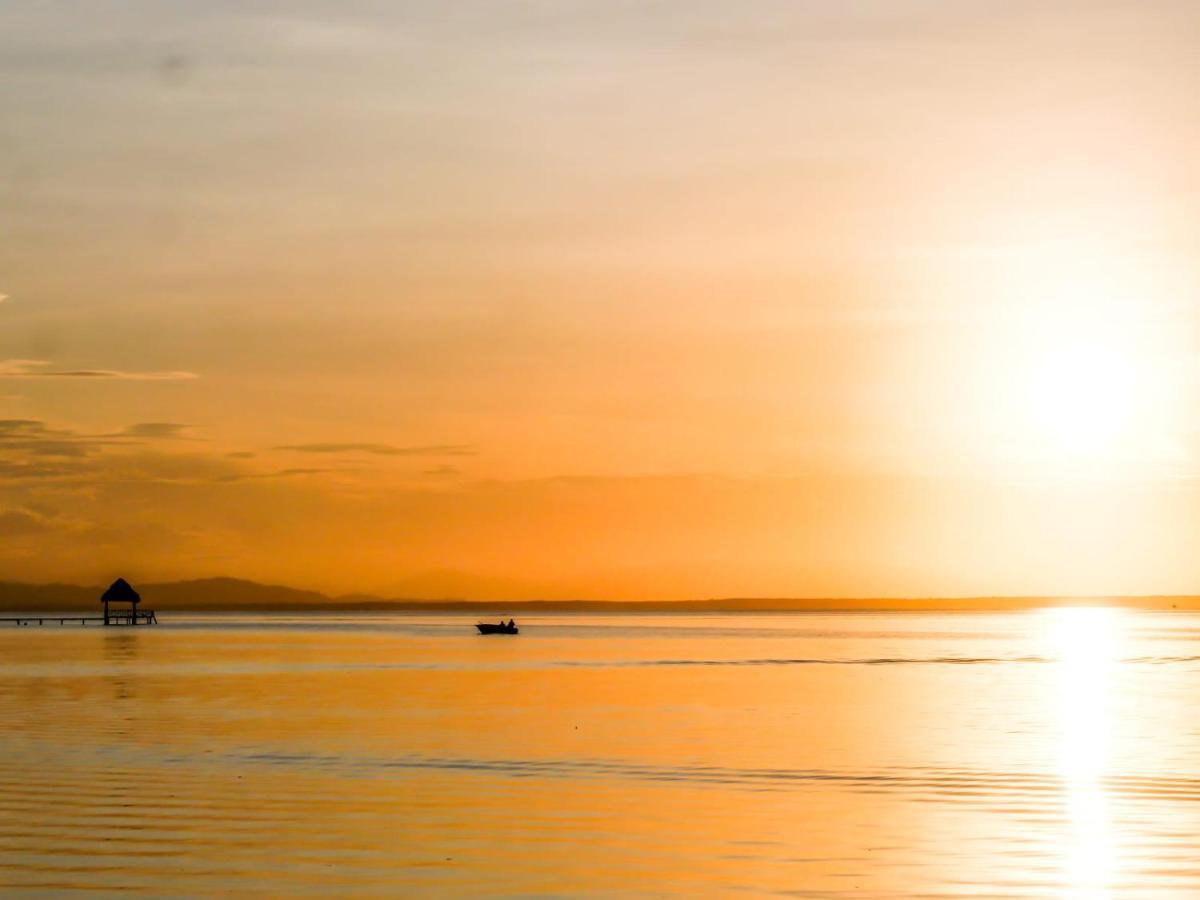 Barrbra Bnb Over The Sea Bocas Town Exterior foto