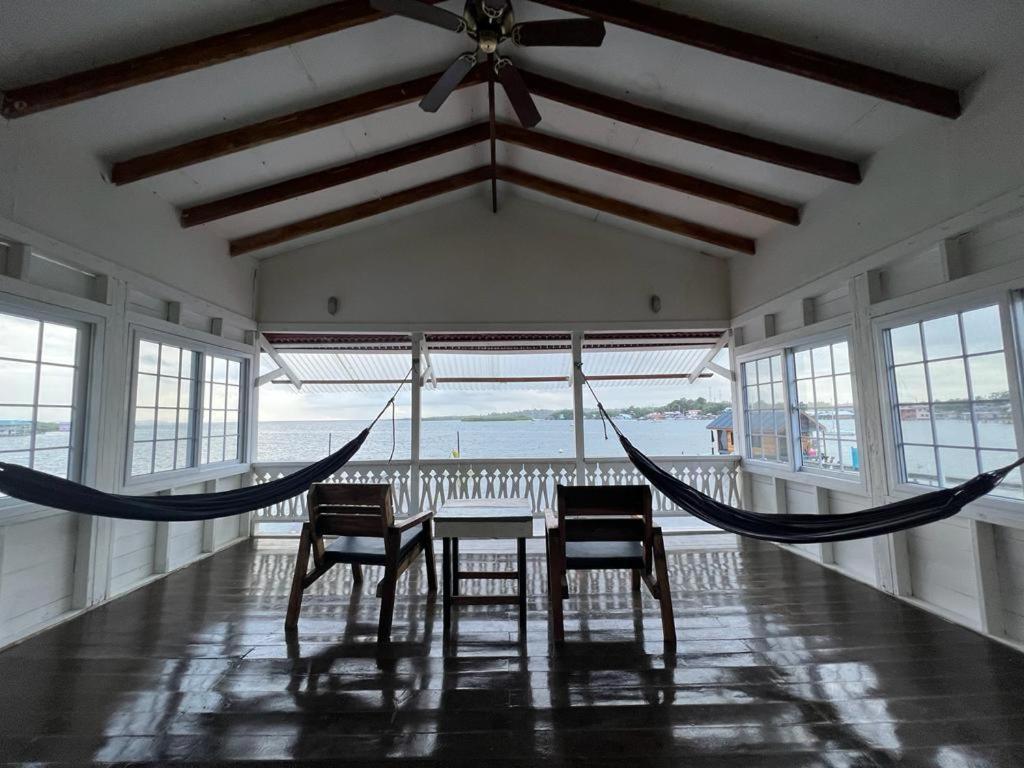 Barrbra Bnb Over The Sea Bocas Town Exterior foto