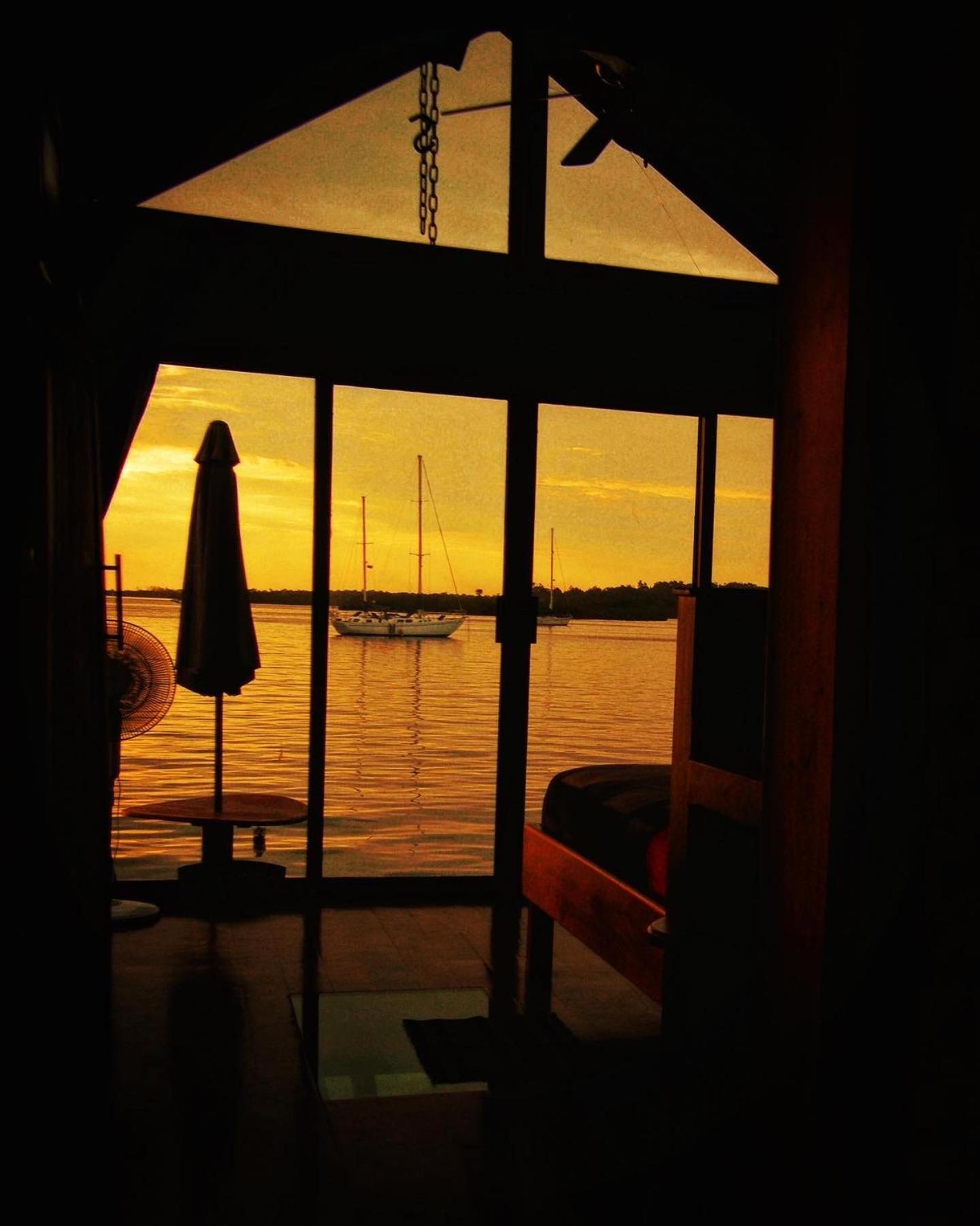 Barrbra Bnb Over The Sea Bocas Town Exterior foto