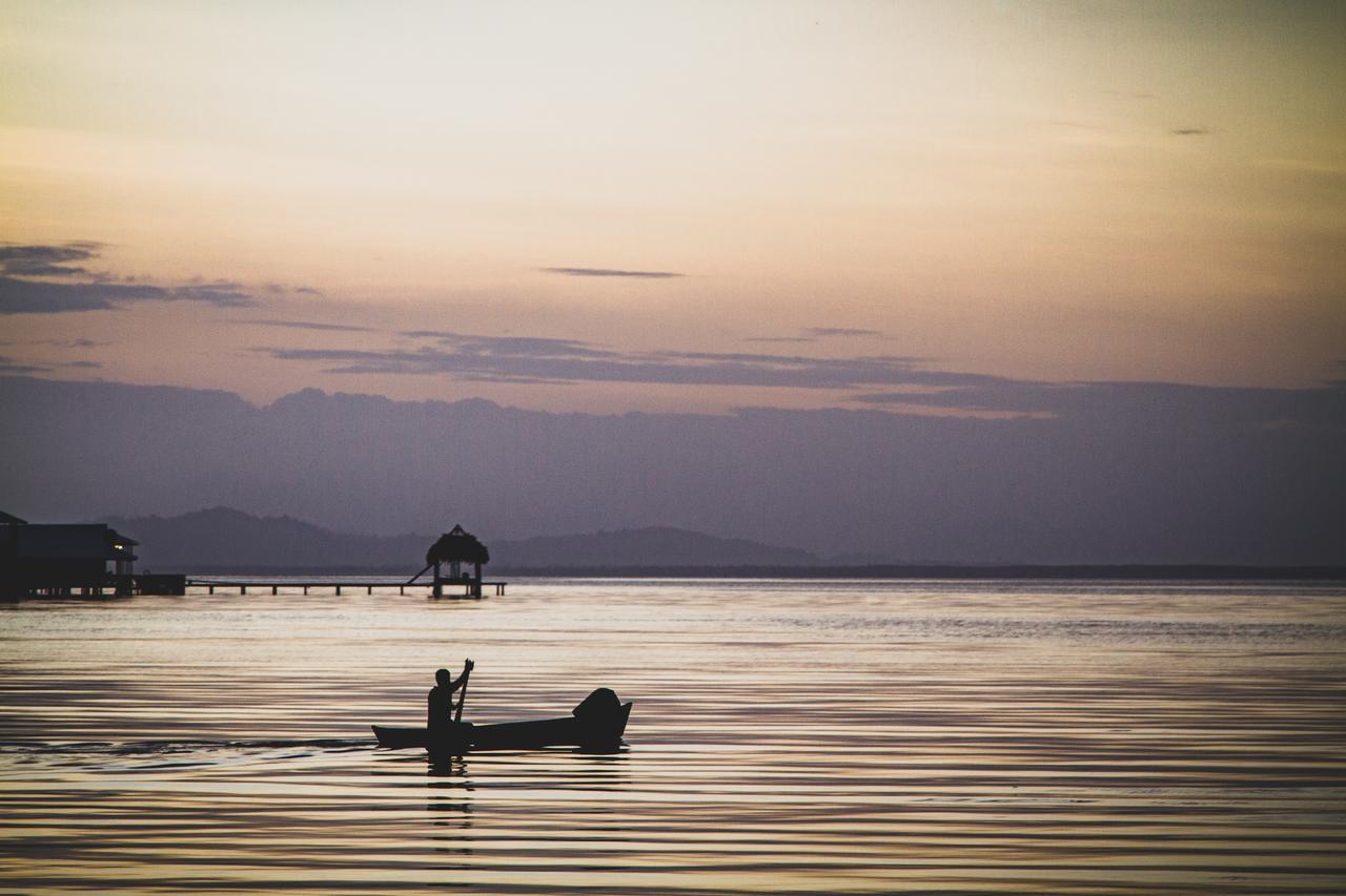 Barrbra Bnb Over The Sea Bocas Town Exterior foto